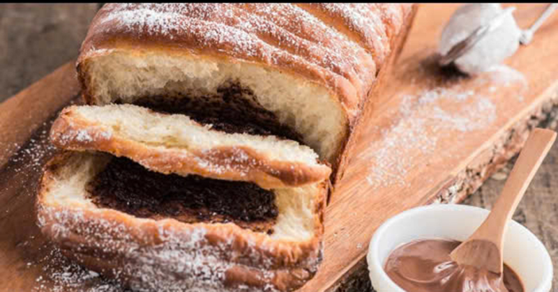 Bơ hạt phỉ cacao: ngọt, mùi cacao hấp dẫn, cực ngon khi ăn cùng bánh mì sandwich.