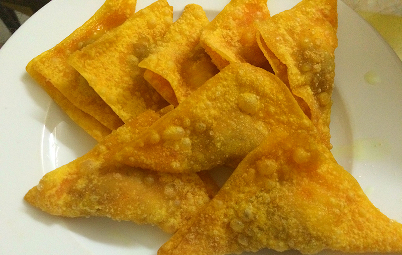 Món hoành thánh lá chiên